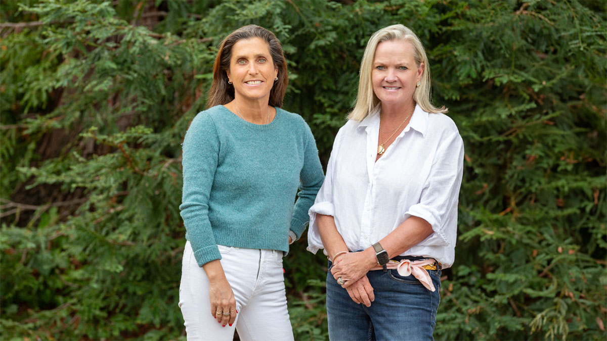 Laura and Kristin in redwood forest